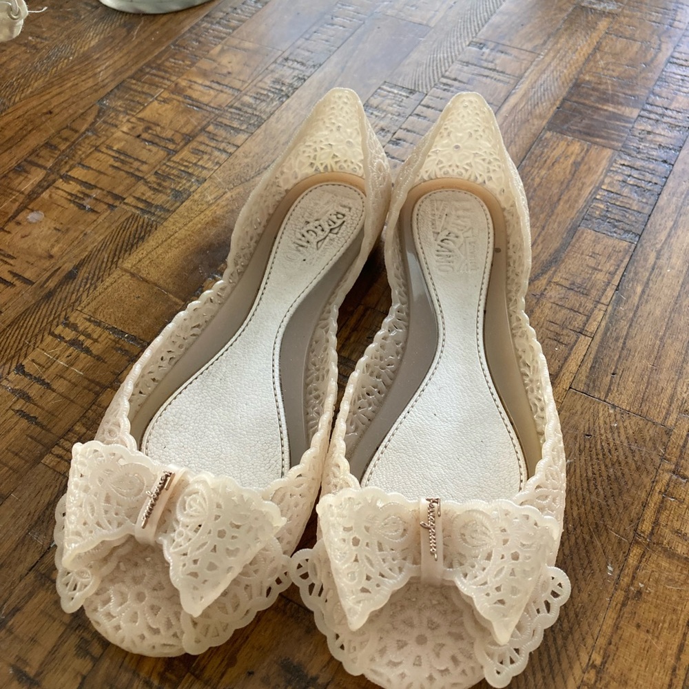 Cream Lace Bow Nilly Flats 0602812